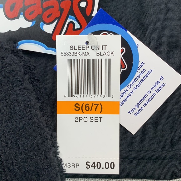 SLEEP ON IT Big Boys Sport Print 2 Piece Pajama Set with Cozy Socks Size S(6/7) - Picture 4 of 12